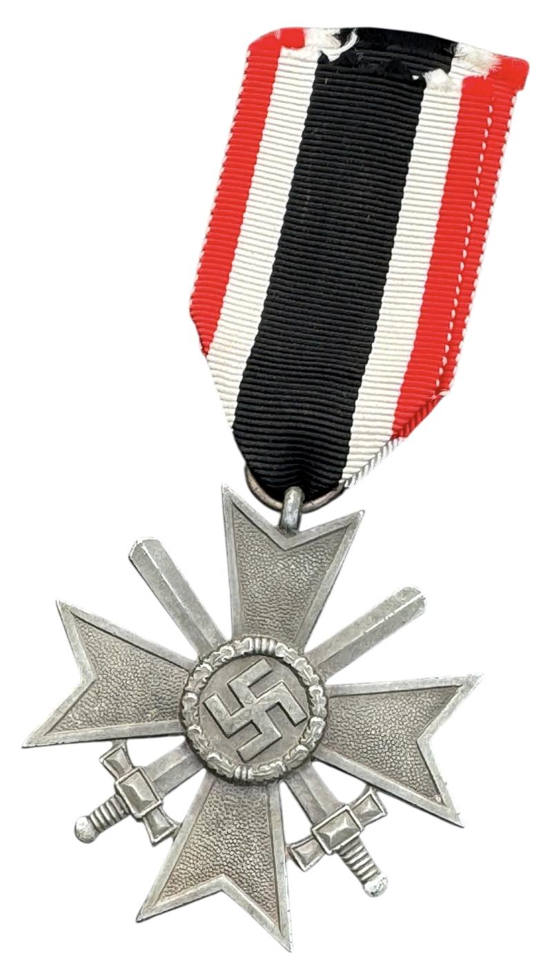 Kriegs Verdienste Kreutz (War Merrits Cross) 1939 with Swords