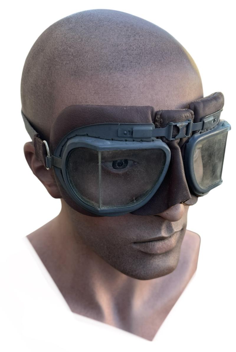 British WW2 RAF Flight Goggles MKVIII