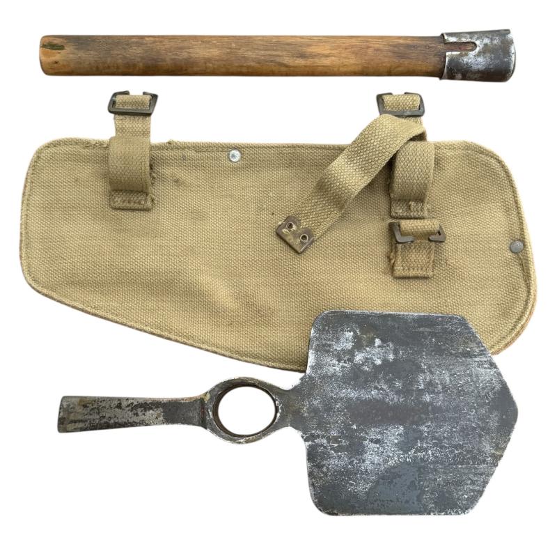 British WW2 Trenchtool in Cover