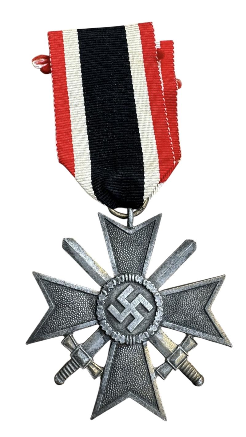 Kriegs Verdienste Kreutz (War Merrits Cross) 1939 with Swords