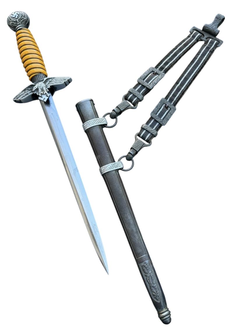 Luftwaffe Dagger and Hangers