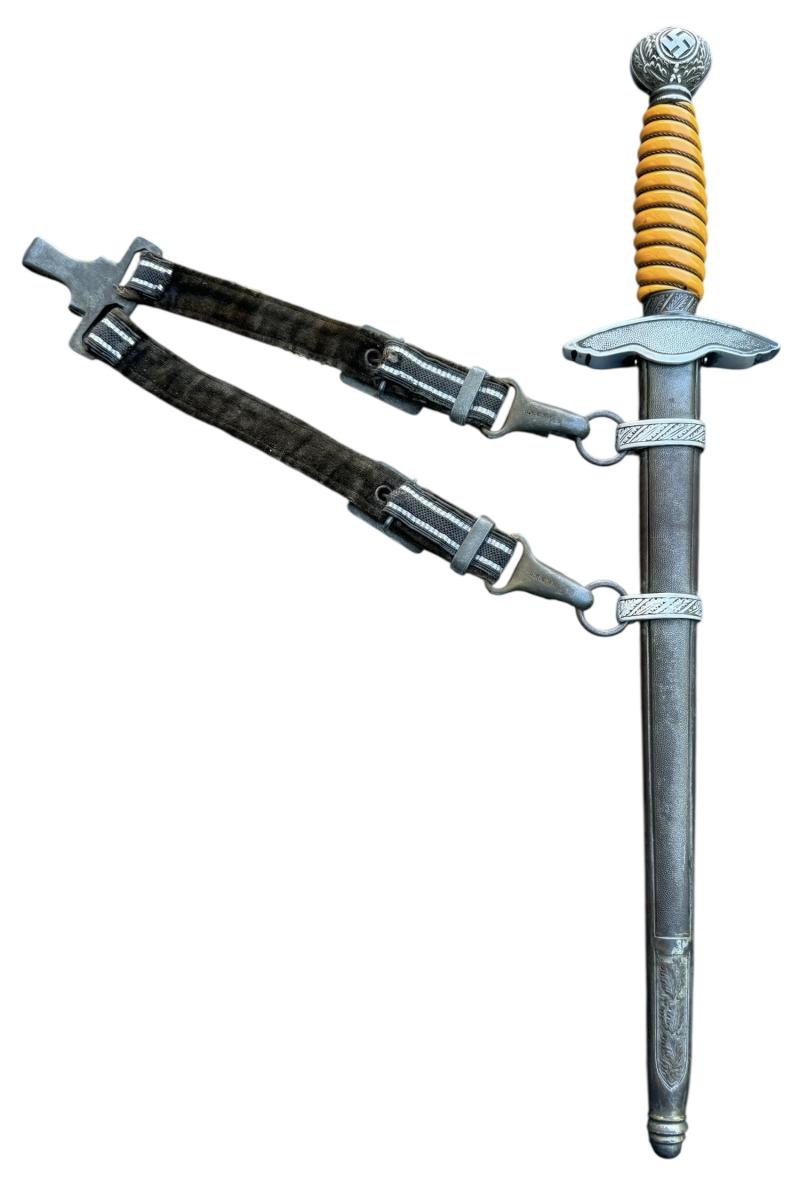 Luftwaffe Dagger and Hangers