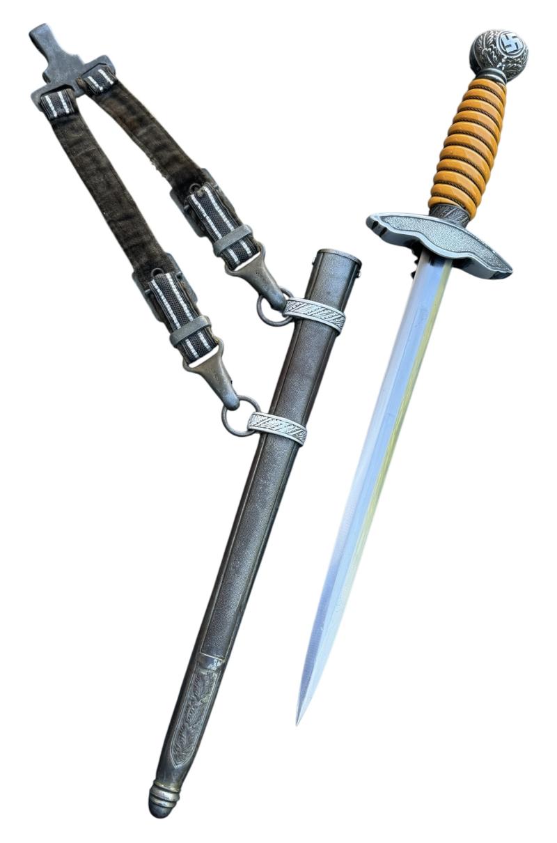 Luftwaffe Dagger and Hangers