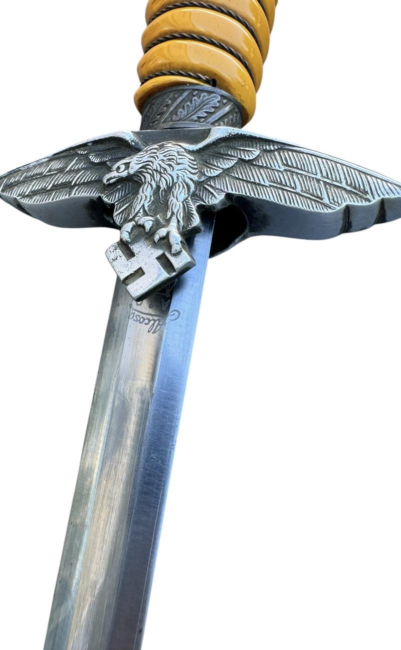 Luftwaffe Dagger and Hangers