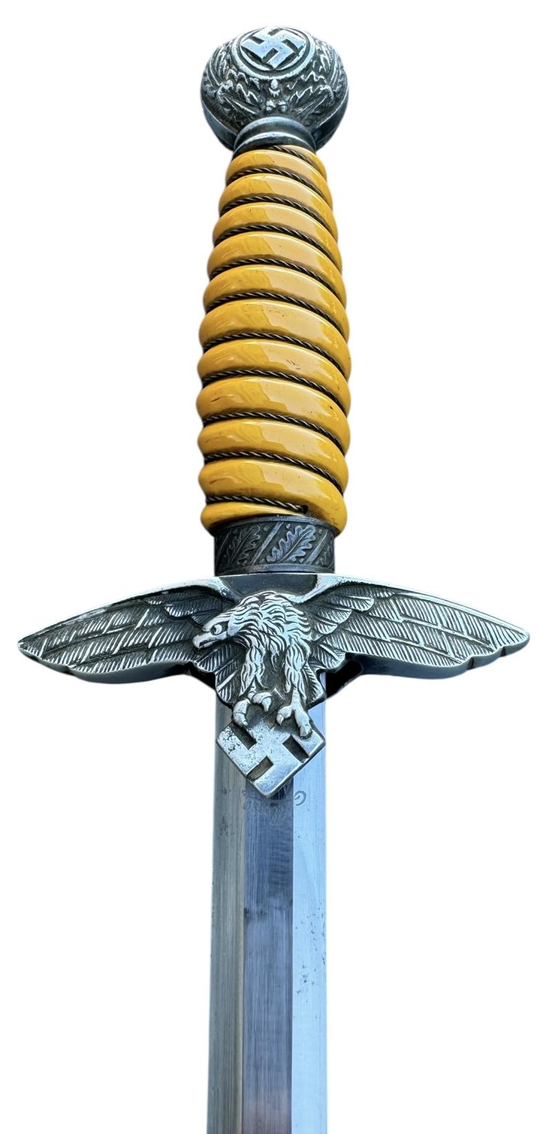 Luftwaffe Dagger and Hangers