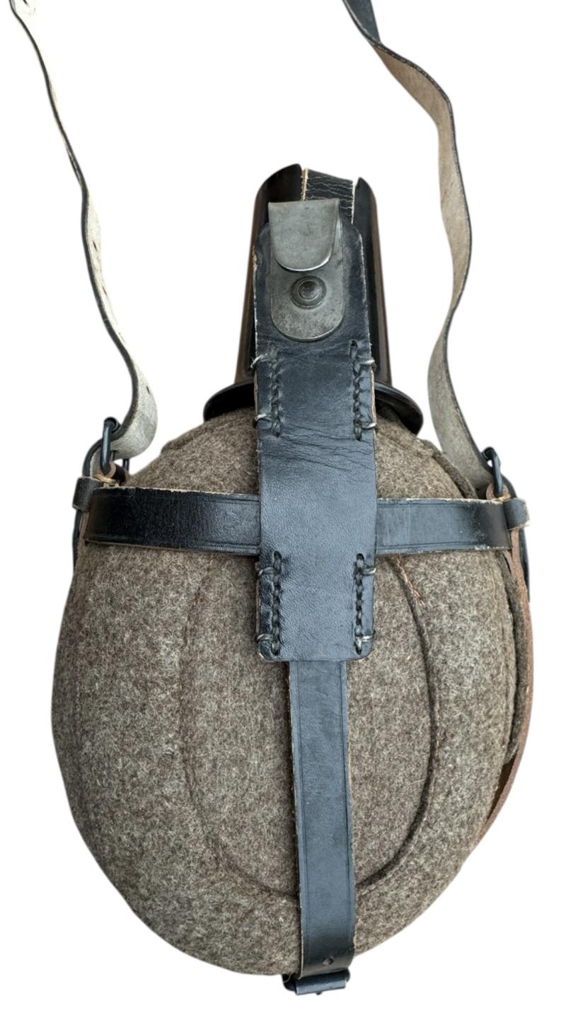 Wehrmacht medic Canteen