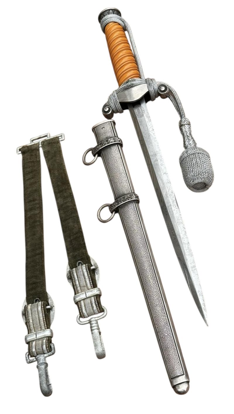 Wehrmacht Officers Dagger with Porte Pé & Hangers