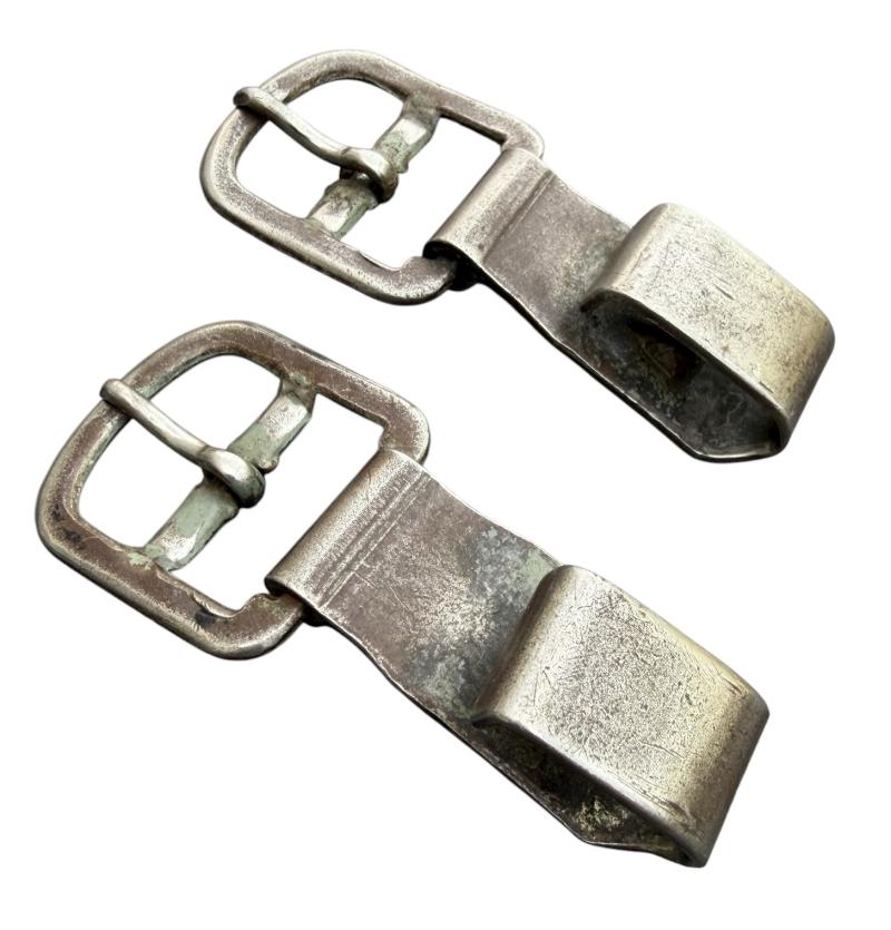 Wehrmacht metal Y Strap (Ammo Pouch) Hooks