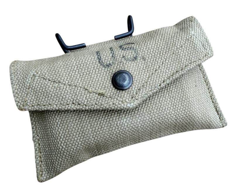 US WW2 First Aid Kit in Pouch (British made)
