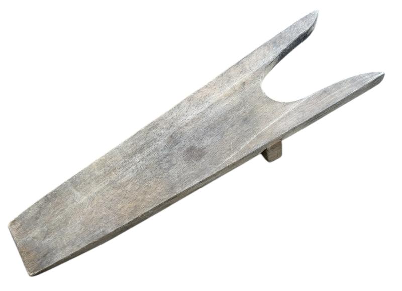 Luftwaffe Boots removal aid