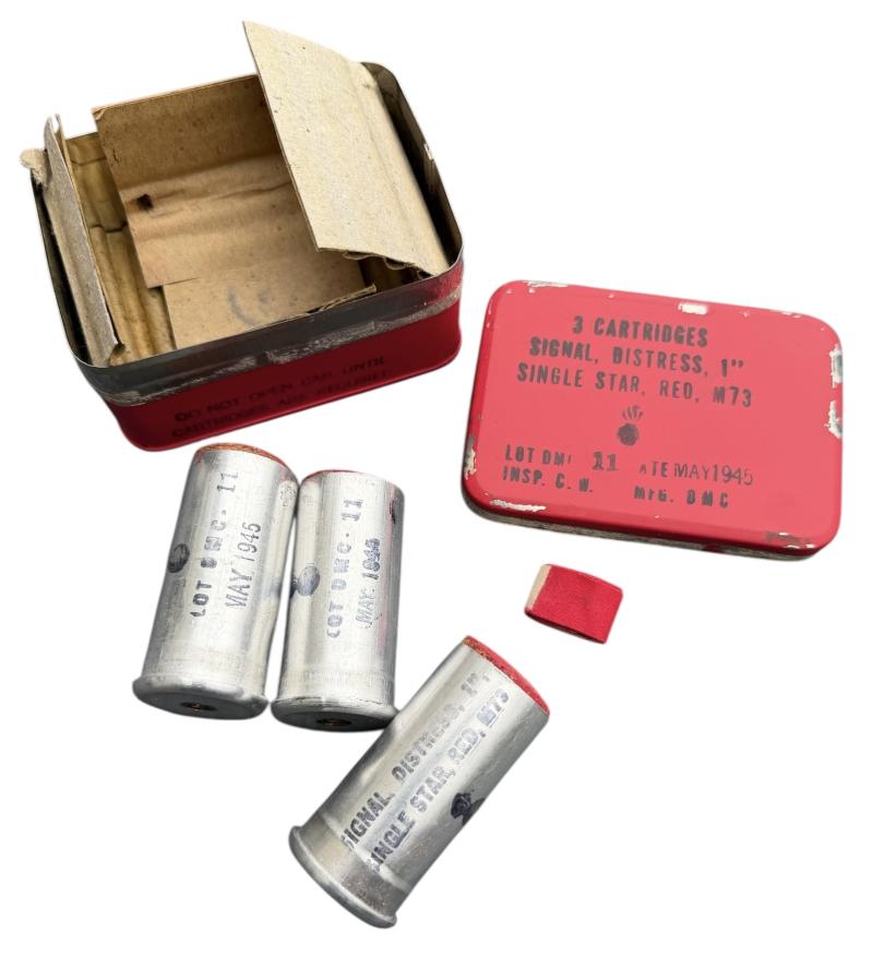 US WW2 Metal Flare Tin with 3 (Empty) Red Signal Flares