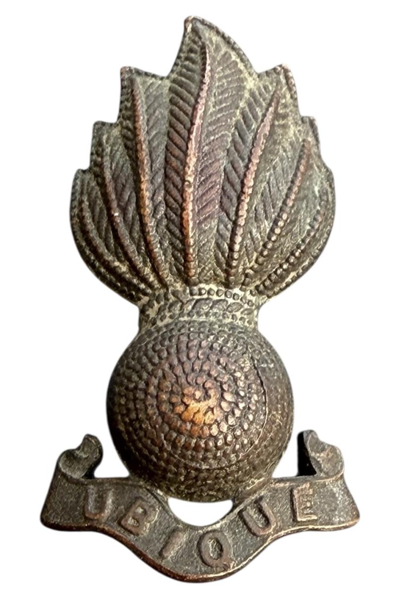 British WW2 Royal Artillery Officers Cap Badge