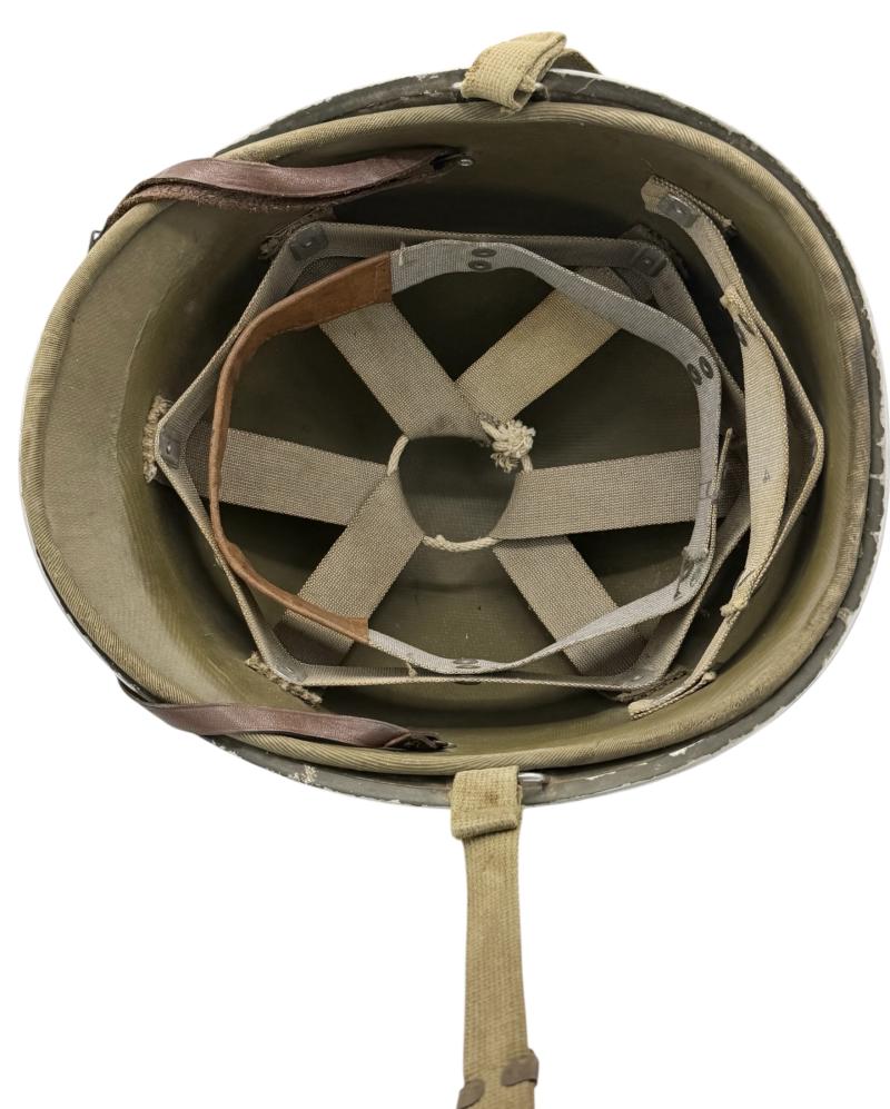US WW2 Fixedbail Helmet with early Hawley Iiner