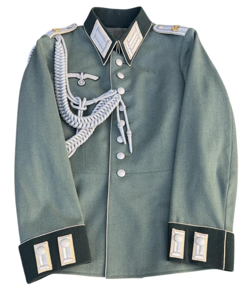 Wehrmacht 135th Infantry Regt. Officers Waffenrock