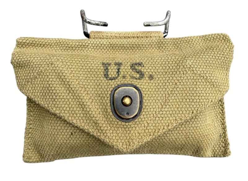 US WW2 First Aid Kit and Pouch