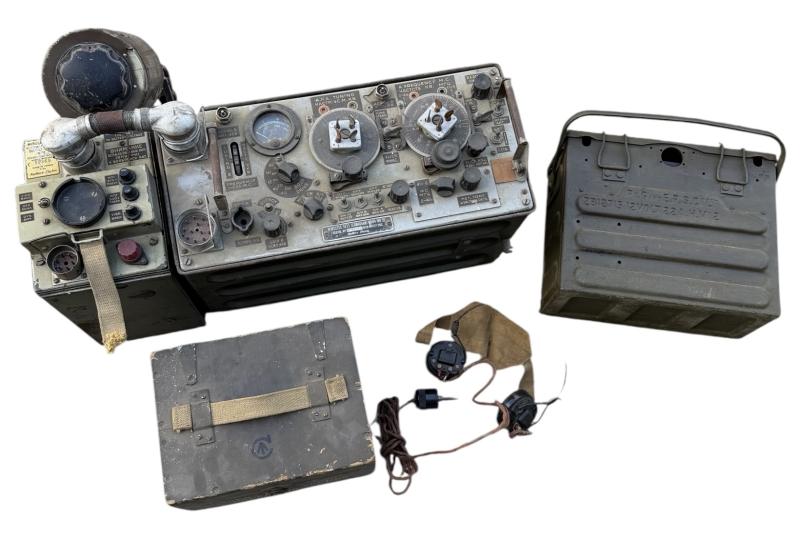 Canadian made Wireless 19 set (Soviet Lentlease)