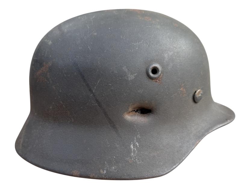 Wehrmacht M40 SD Shrapnel damage Helmet (KIA)