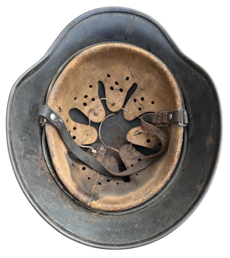 Wehrmacht M40 SD Shrapnel damage Helmet (KIA)