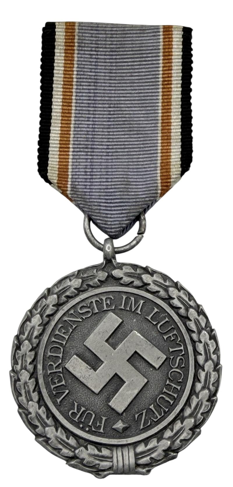 Luftschutz Medal