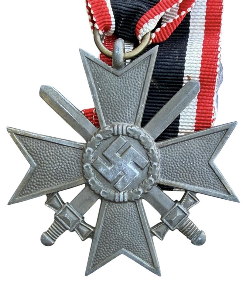 Kriegs Verdienste Kreutz (War Merrits Cross) 1939 with Swords