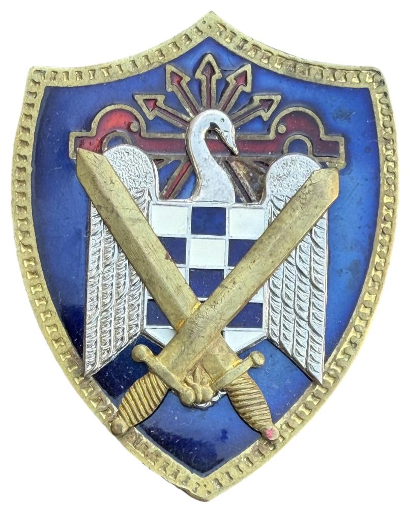 Post WWII Spanish Franco Fascist Falange Youth Enamel Pinback PB Badge