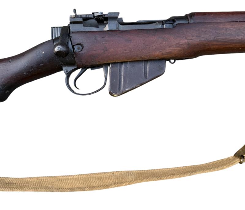 De-activated Canadian WW2 Lee Enfield number 4