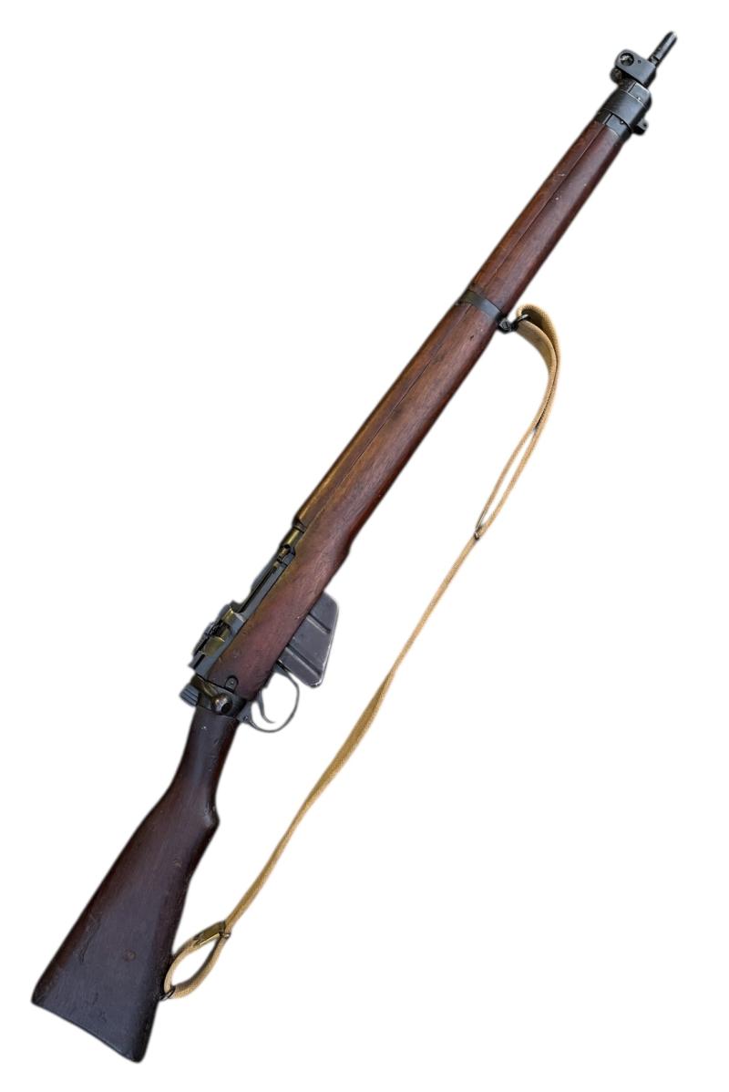 De-activated Canadian WW2 Lee Enfield number 4