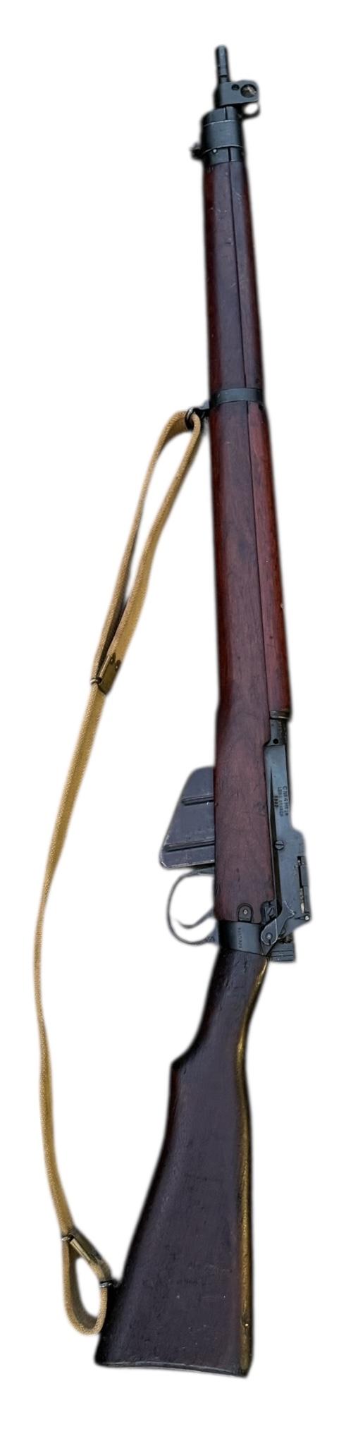 De-activated Canadian WW2 Lee Enfield number 4