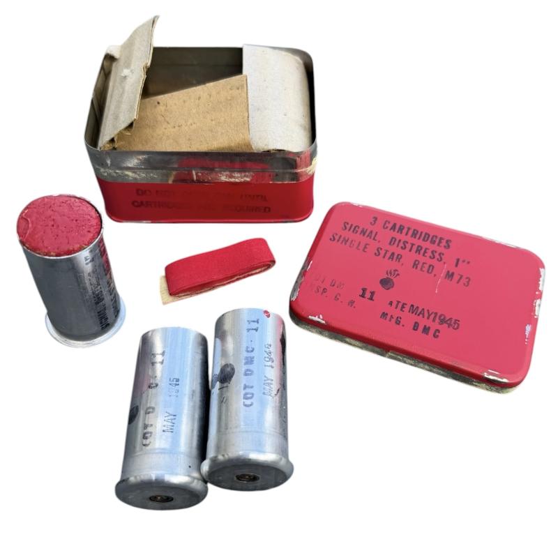 US WW2 Metal Flare Tin with 3 (Empty) Red Signal Flares