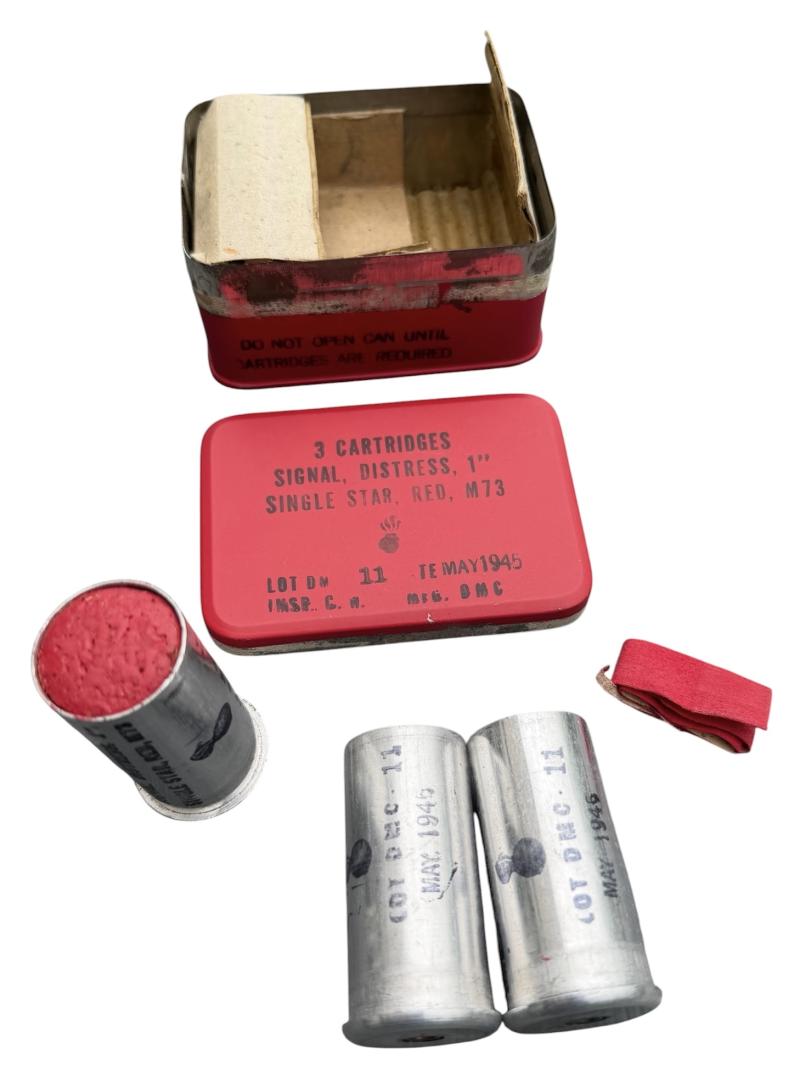 US WW2 Metal Flare Tin with 3 (Empty) Red Signal Flares