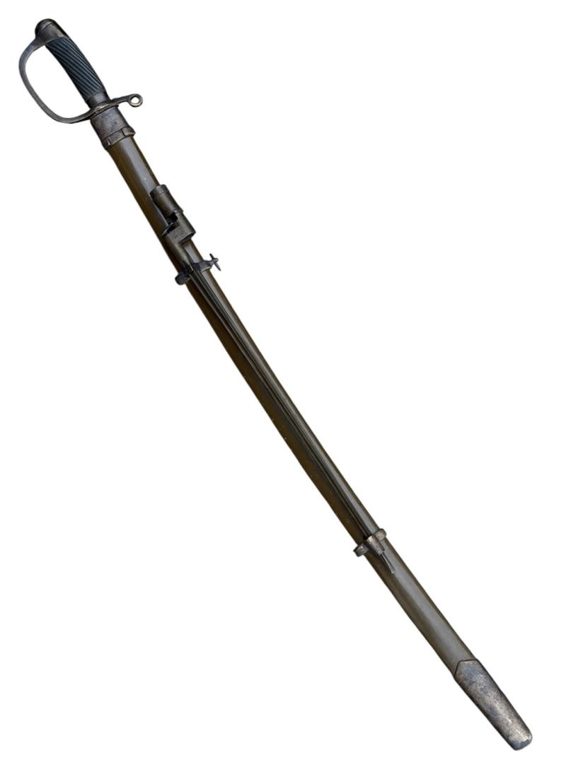 Soviet WW2 model 1881 Sword with Bayonet