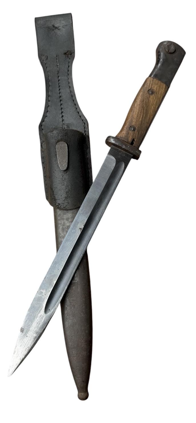 K98 Bayonet (Matching Numbers) & Frog