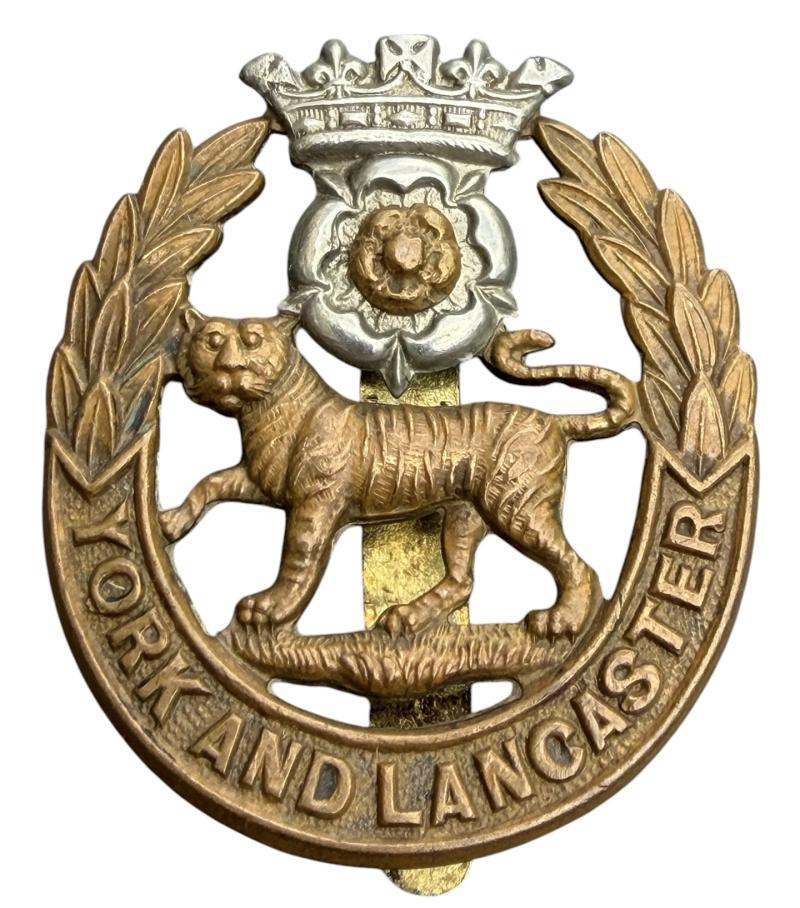 British WW2 The York and Lancaster Regiment Cap Badge