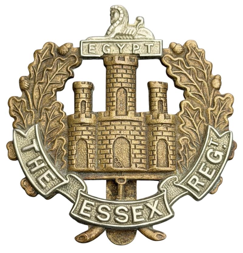British WW2 The Essex Regiment Cap Badge
