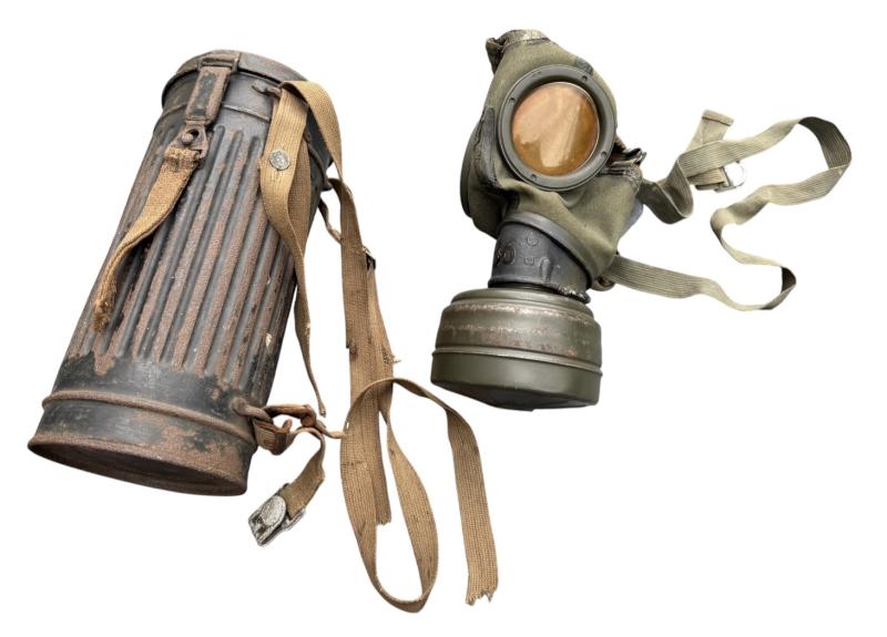 Wehrmacht M31 Gasmask in Cannister