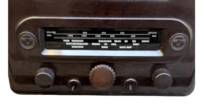 Volksempfänger VE 301 (Peoples Radio)