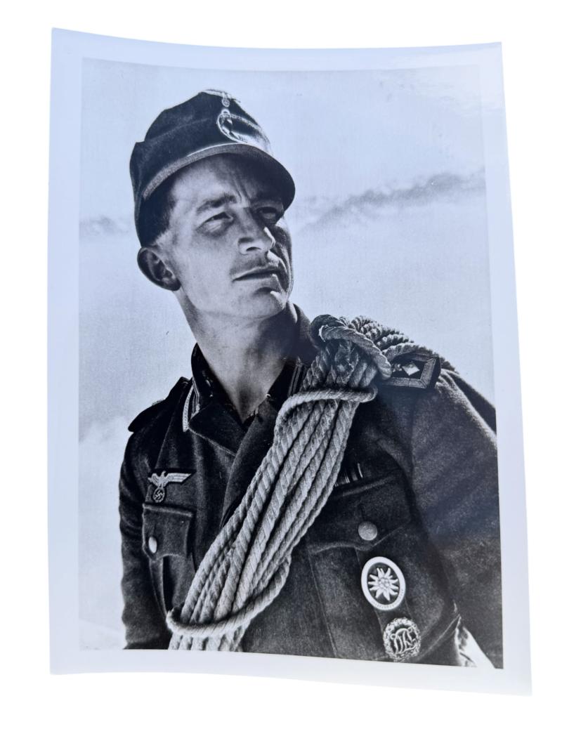 Very nice photograph of a Wehrmacht Gebirgsjäger