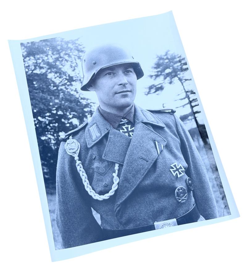Very nice photograph of Wehrmacht Assault Gun, Knights Cross recipiënt