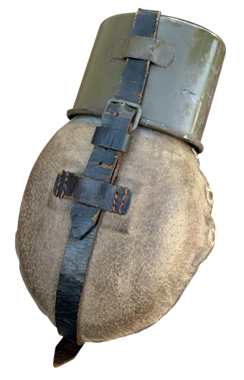 Wehrmacht M31 Canteen with pig skin cover