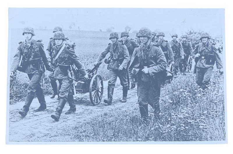 Very nice photograph of WaffenSS/SSVT Soldiers