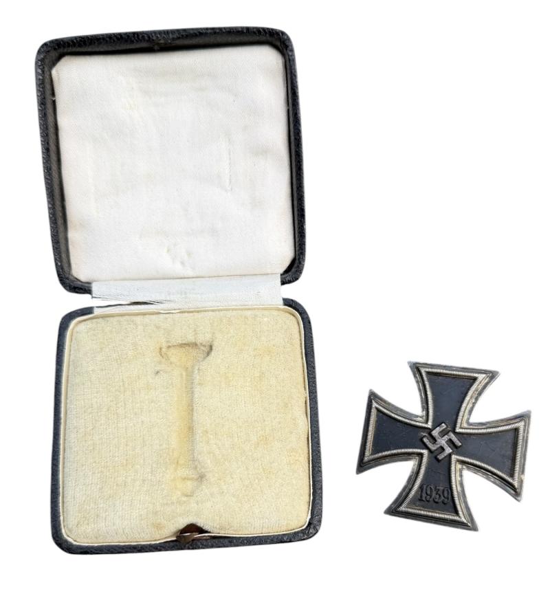 Iron Cross First Class 1939 in Case