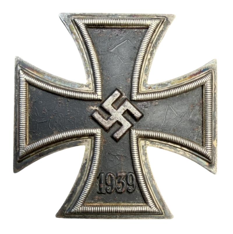 Iron Cross First Class 1939 in Case