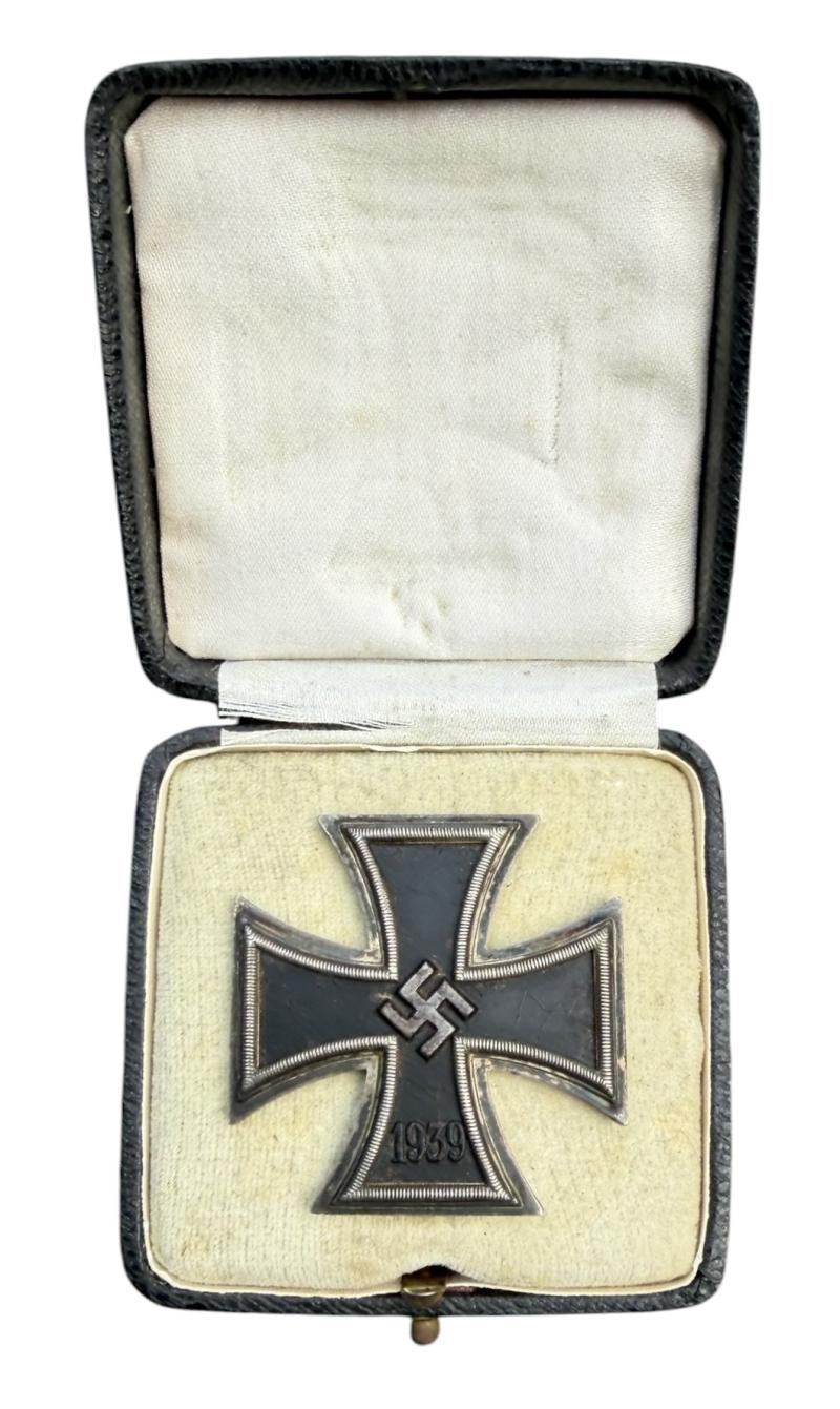 Iron Cross First Class 1939 in Case