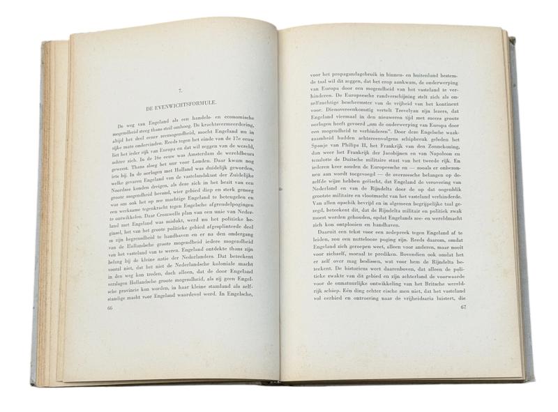 Dutch version of a German WW2 Book Opkomst en het verval van het Britse Rijk