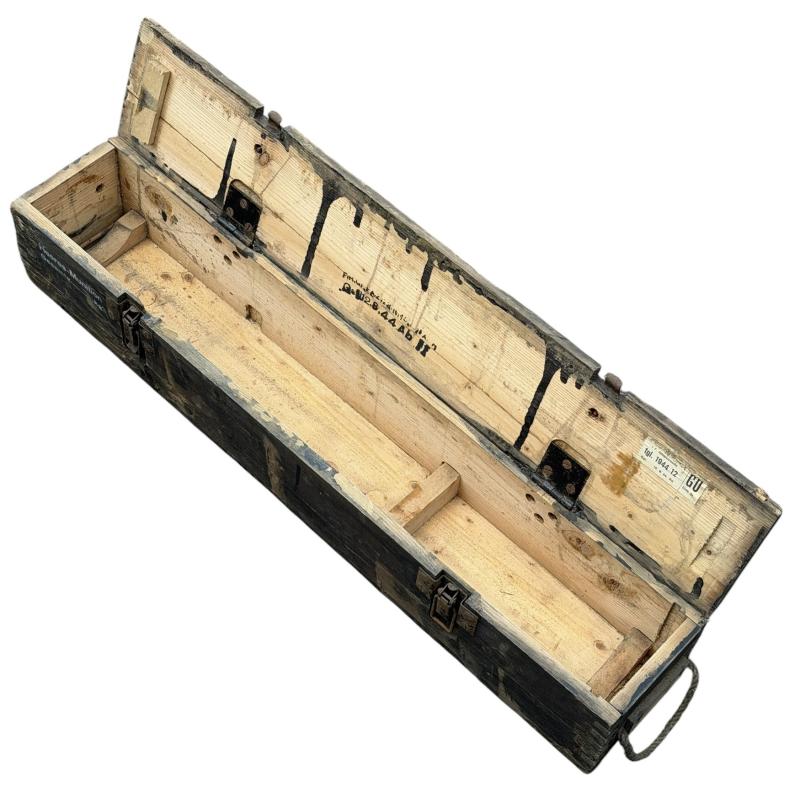 Wehrmacht F Mun.le.F.H.18M ammunition Case