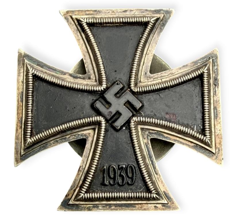 Iron Cross First Class “1939” Screw Back version