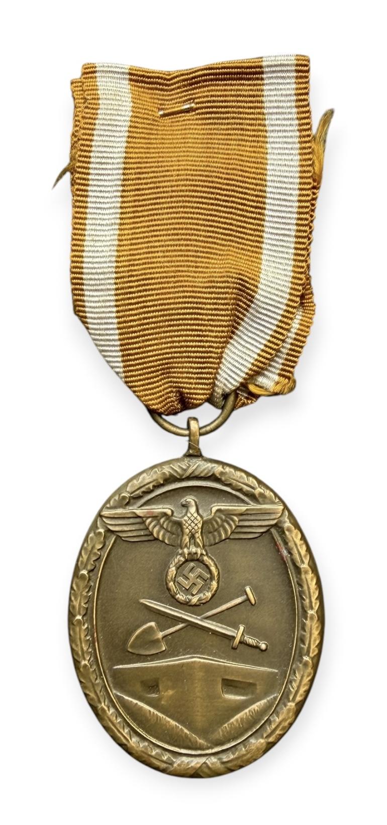 Schutzenwall Ehren Abzeichen Westwall Medal