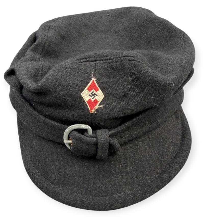 Hitler-Jugend wool Shirt, Cap en Belt Buckle
