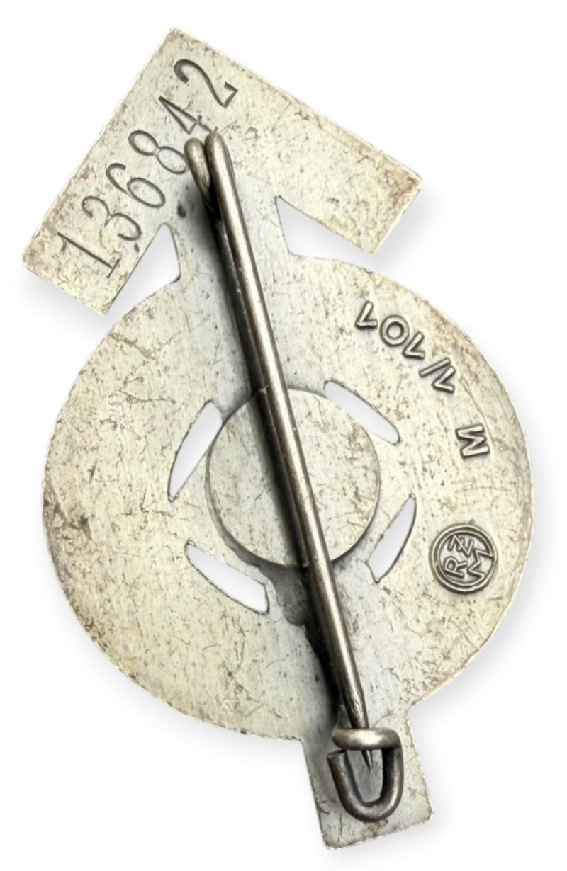 Hitler-Jugend Leistungs Badge in Silver
