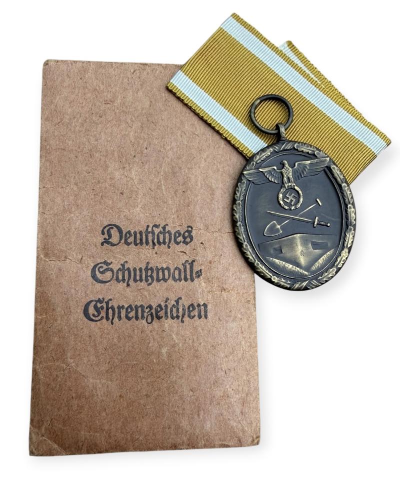 Schutzenwall Ehren Abzeichen Westwall Medal